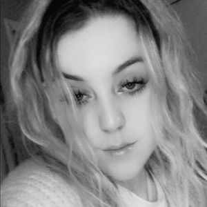 Meet your Posher, Alyssa